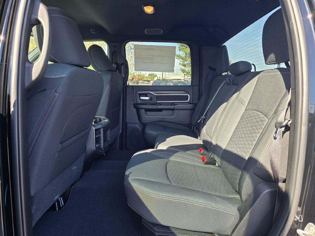 New 2026 RAM 3500 Big Horn AWD/4WD image 12