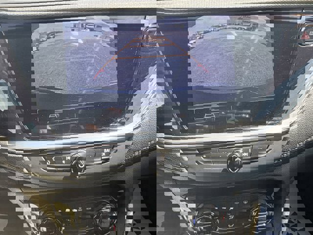 Used 2021 Buick Encore GX Select image 21