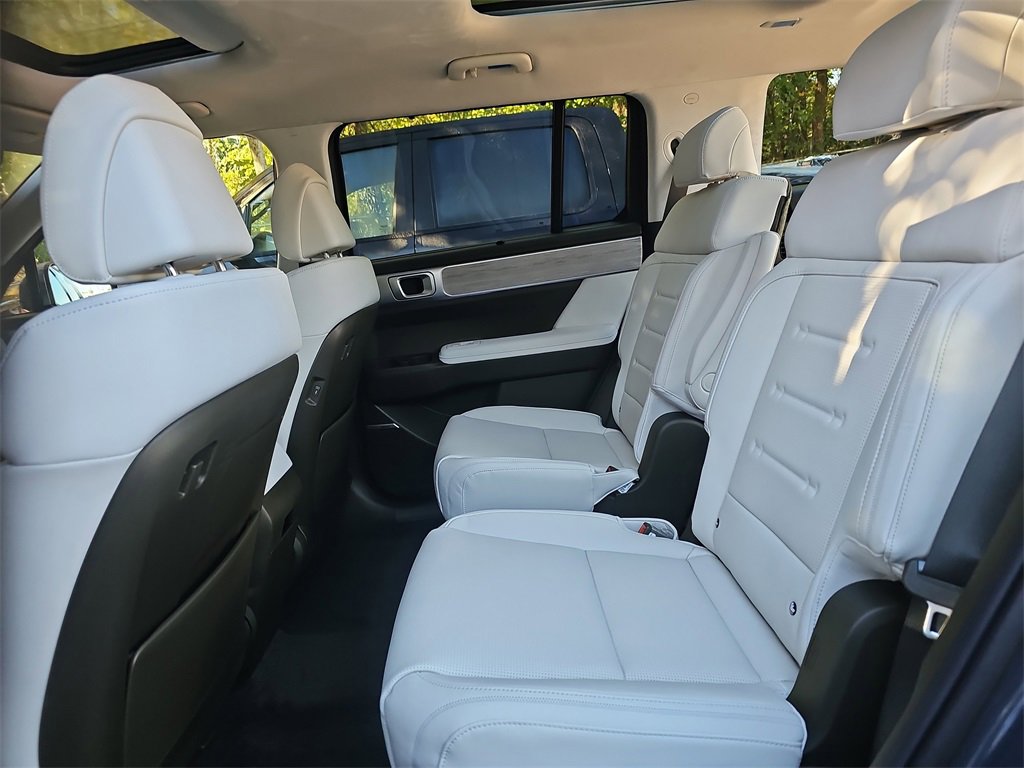 New 2025 Hyundai Santa Fe Calligraphy image 14