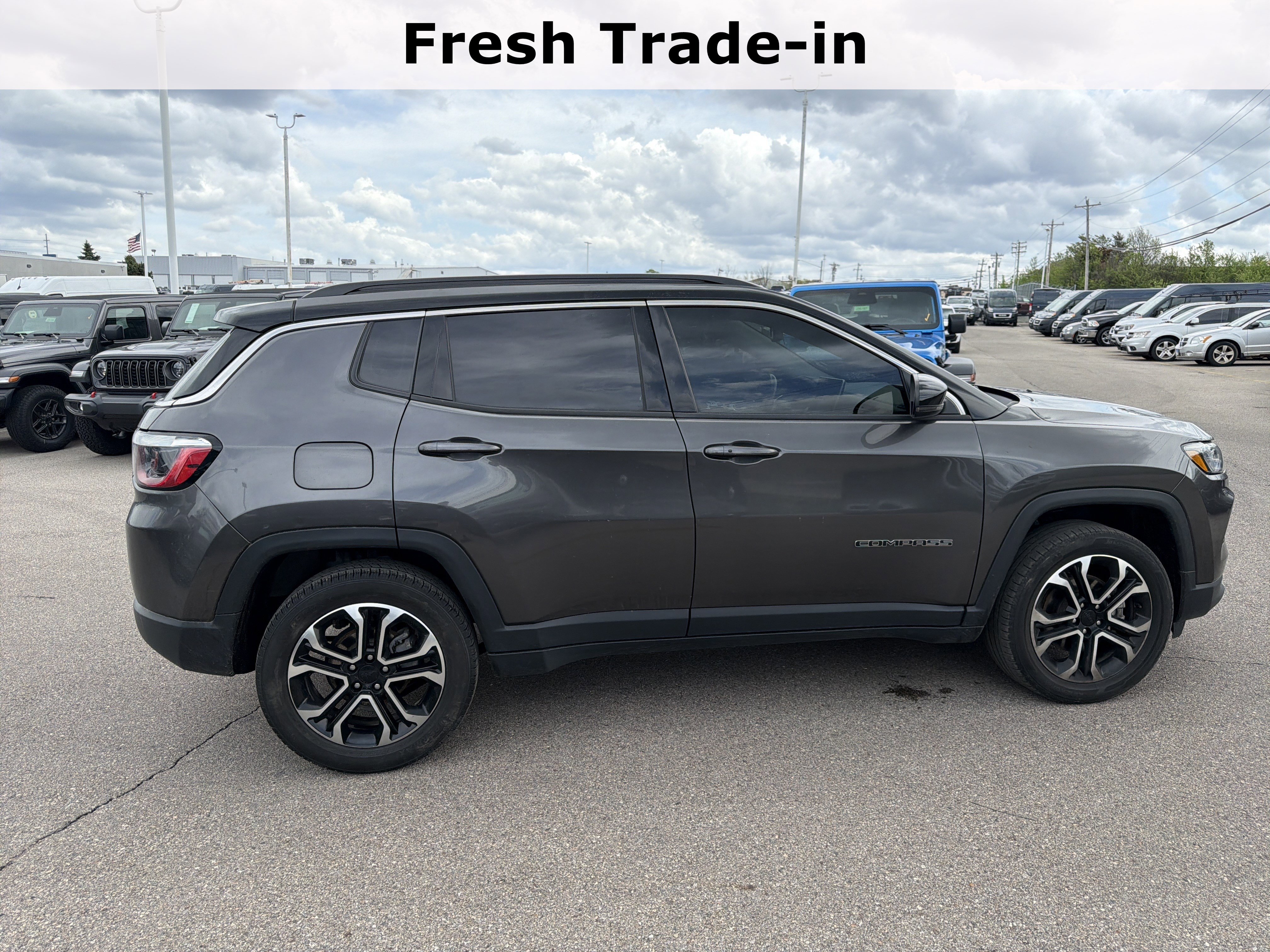 Used 2022 Jeep Compass Limited image 12