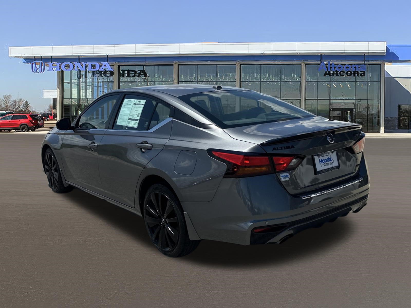 Used 2022 Nissan Altima 2.5 SR w/ Midnight Edition Package AWD/4WD image 6