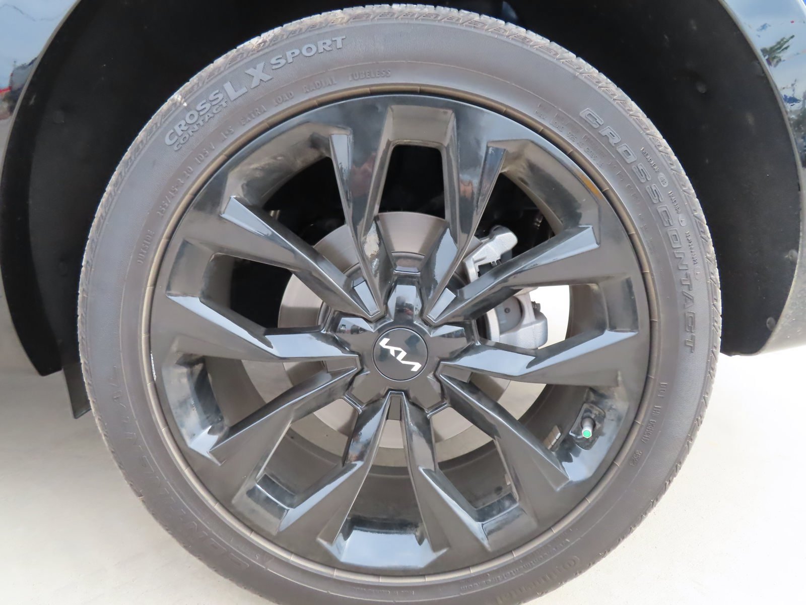 Used 2023 Kia Sorento SX AWD/4WD image 6
