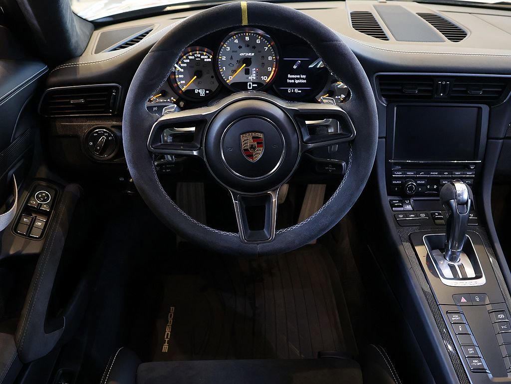 Used 2016 Porsche 911 GT3 RS image 6