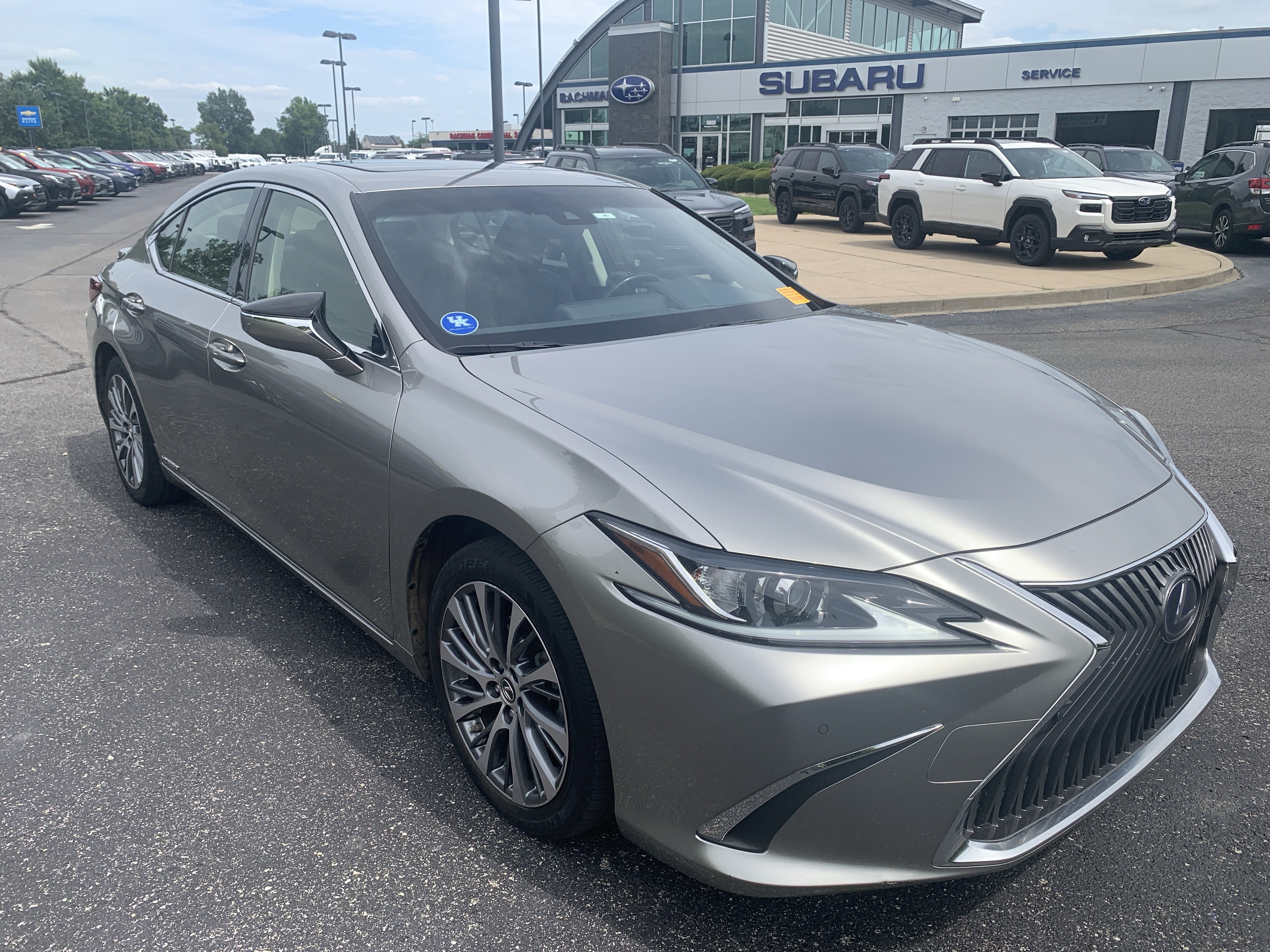 Used 2019 Lexus ES 300h w/ Premium Package FWD image 13