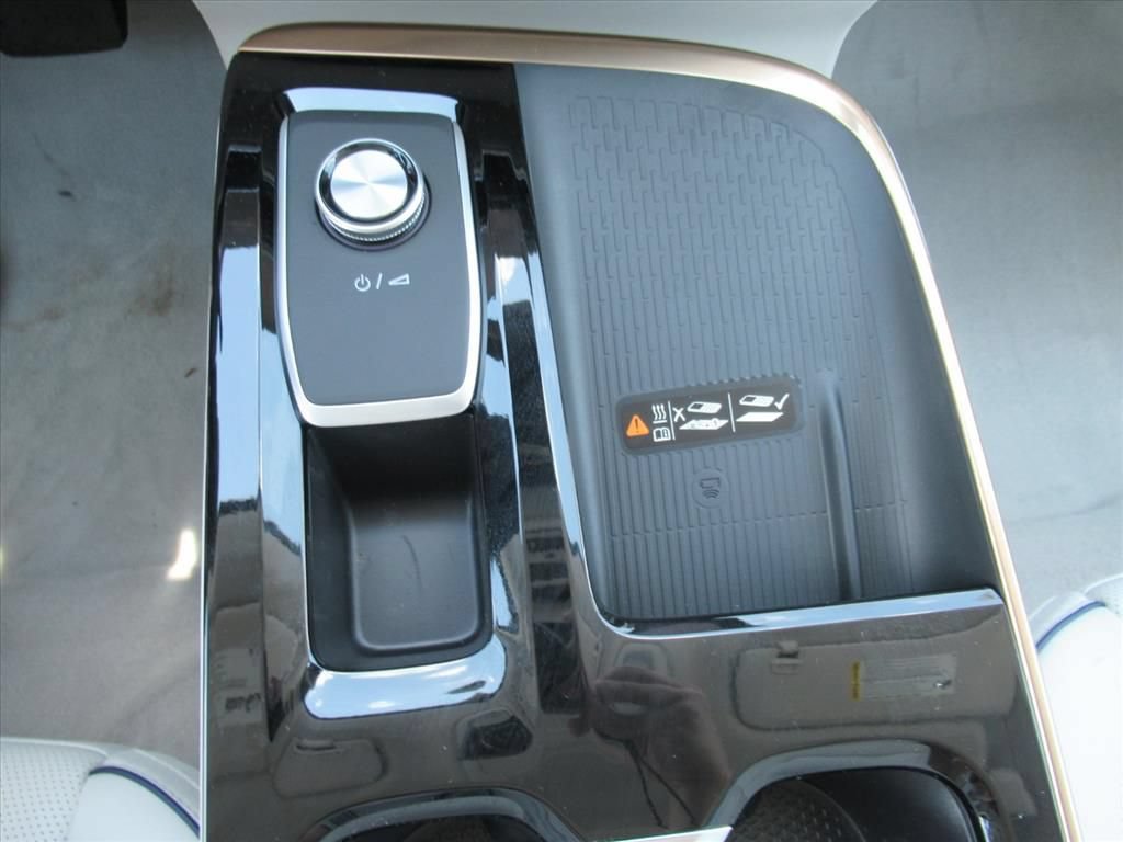 New 2026 Buick Enclave Avenir w/ Super Cruise Package FWD image 27