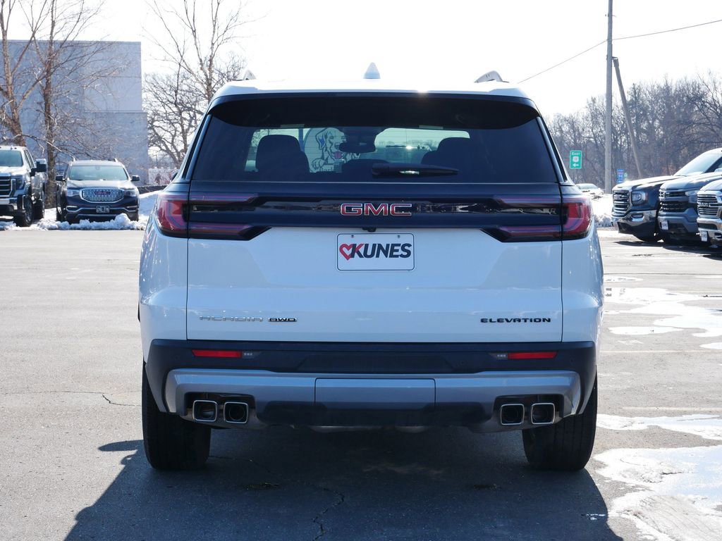 Used 2023 GMC Terrain SLT w/ Infotainment Package II image 6