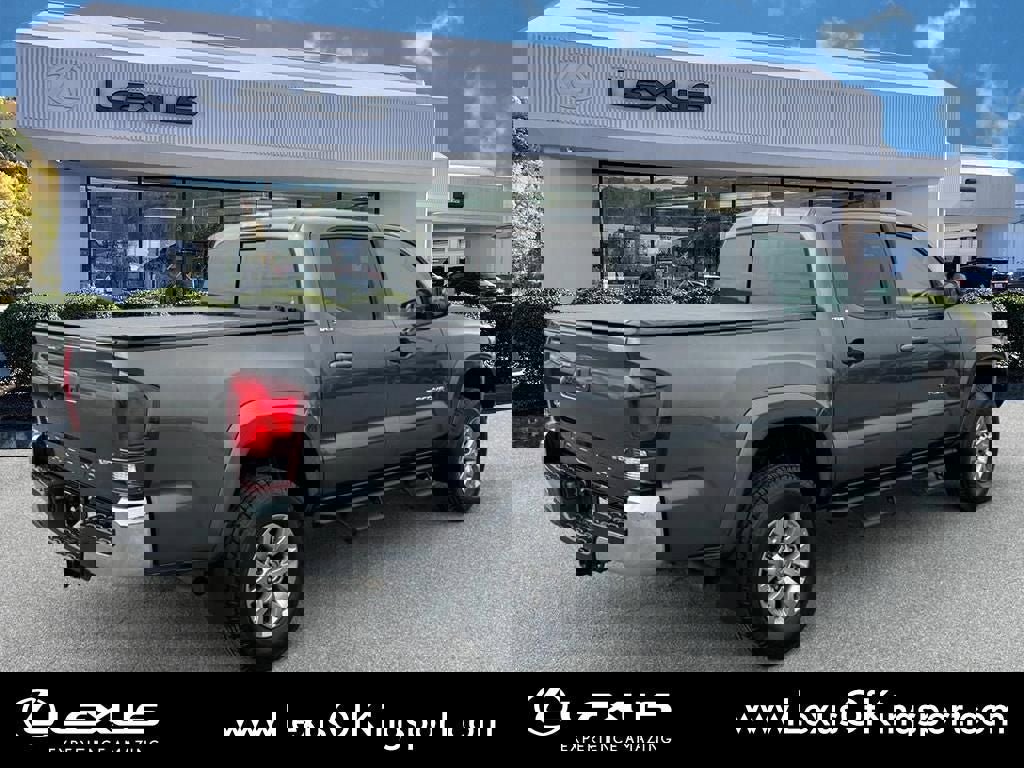 Used 2018 Toyota Tacoma SR5 image 5