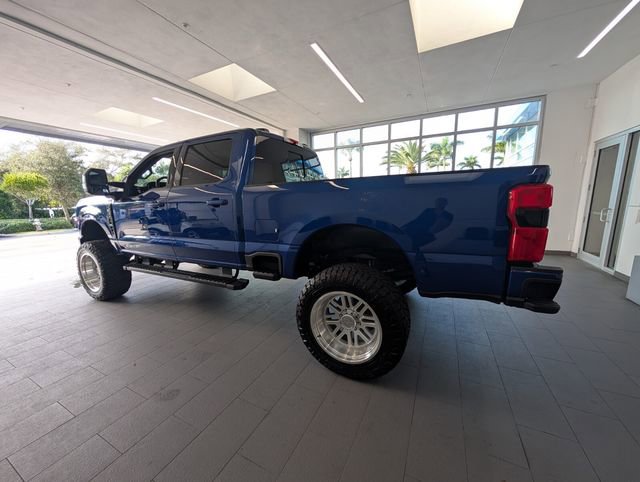 Used 2026 Ford F250 Lariat w/ Black Appearance Package image 12