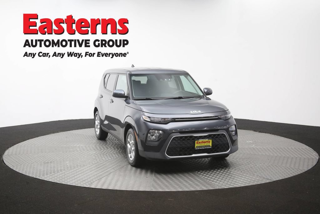 Used 2022 Kia Soul LX w/ Technology Package FWD image 51