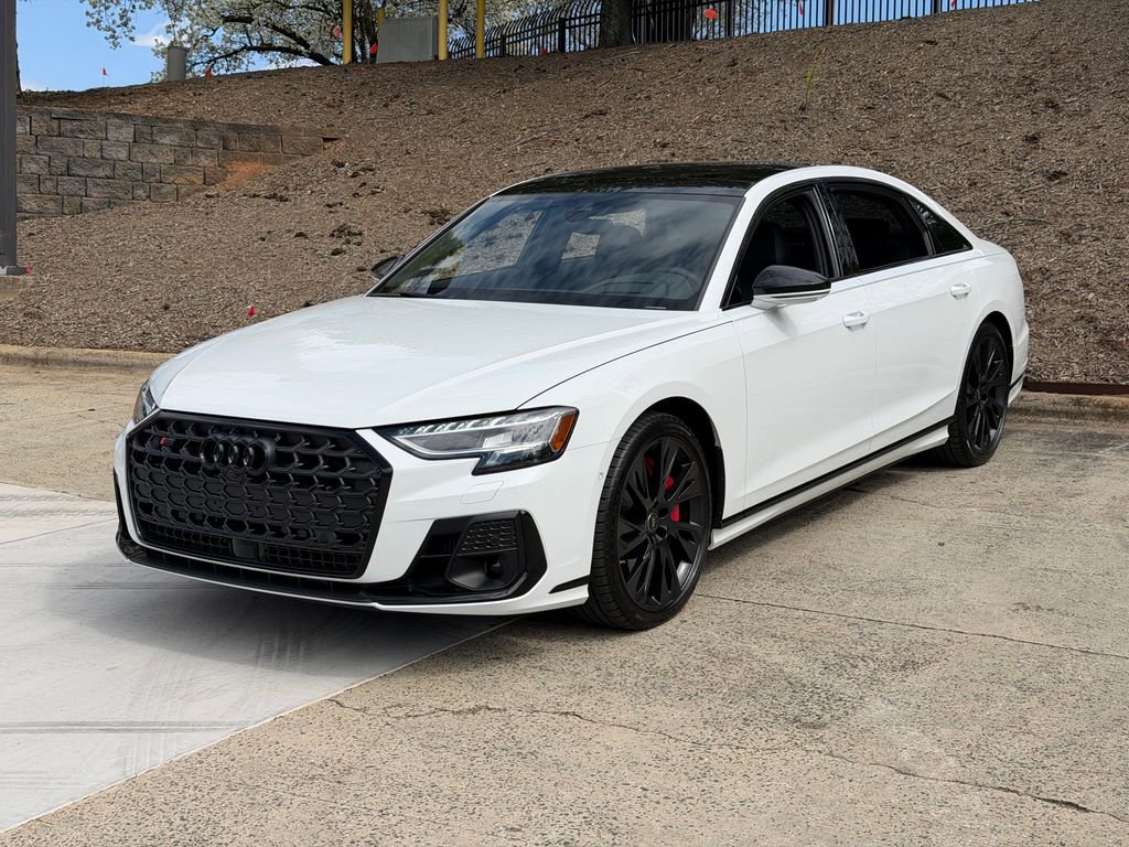 Used 2025 Audi S8 image 7