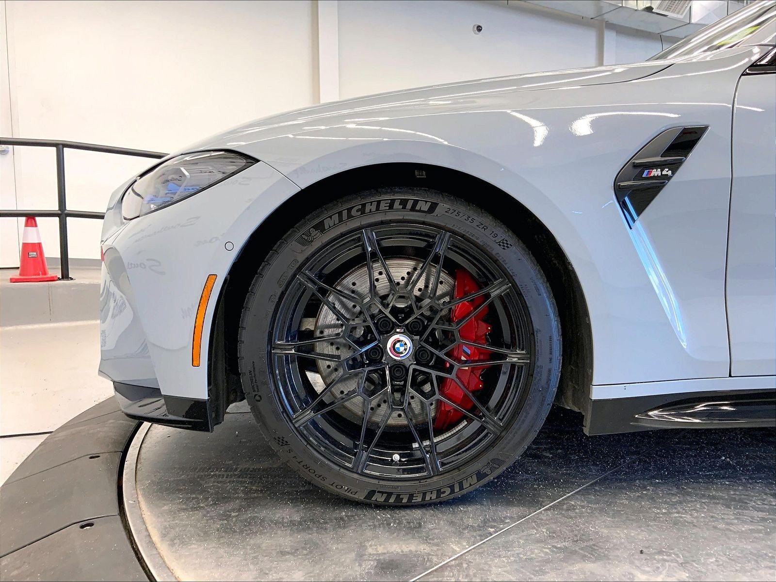 Used 2023 BMW M4 Coupe w/ Executive Package RWD image 8