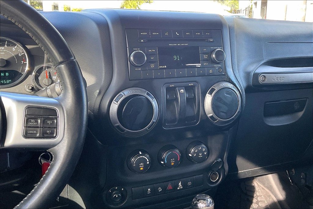 Used 2017 Jeep Wrangler Sport AWD/4WD image 10