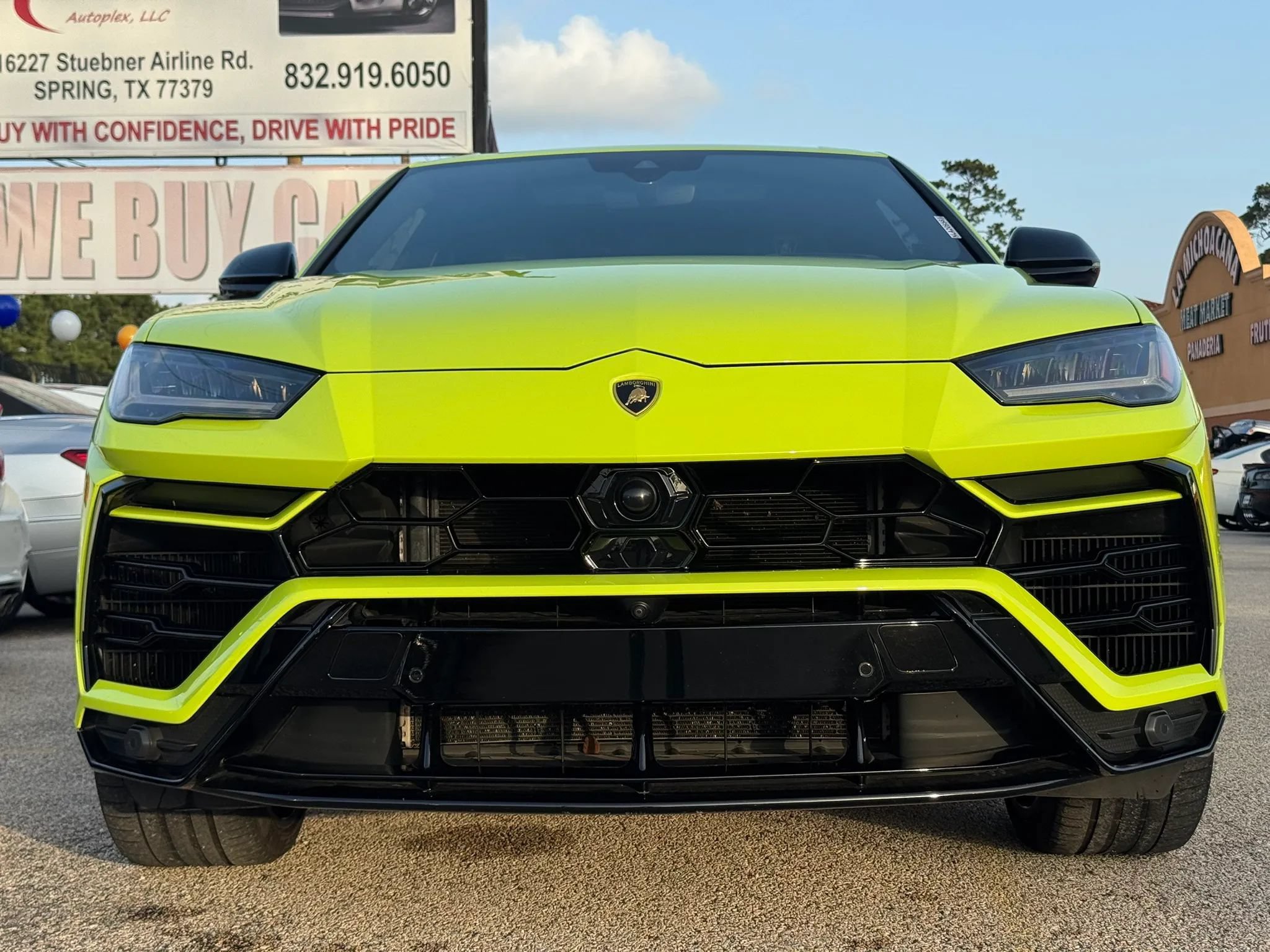 Used 2022 Lamborghini Urus AWD/4WD image 4
