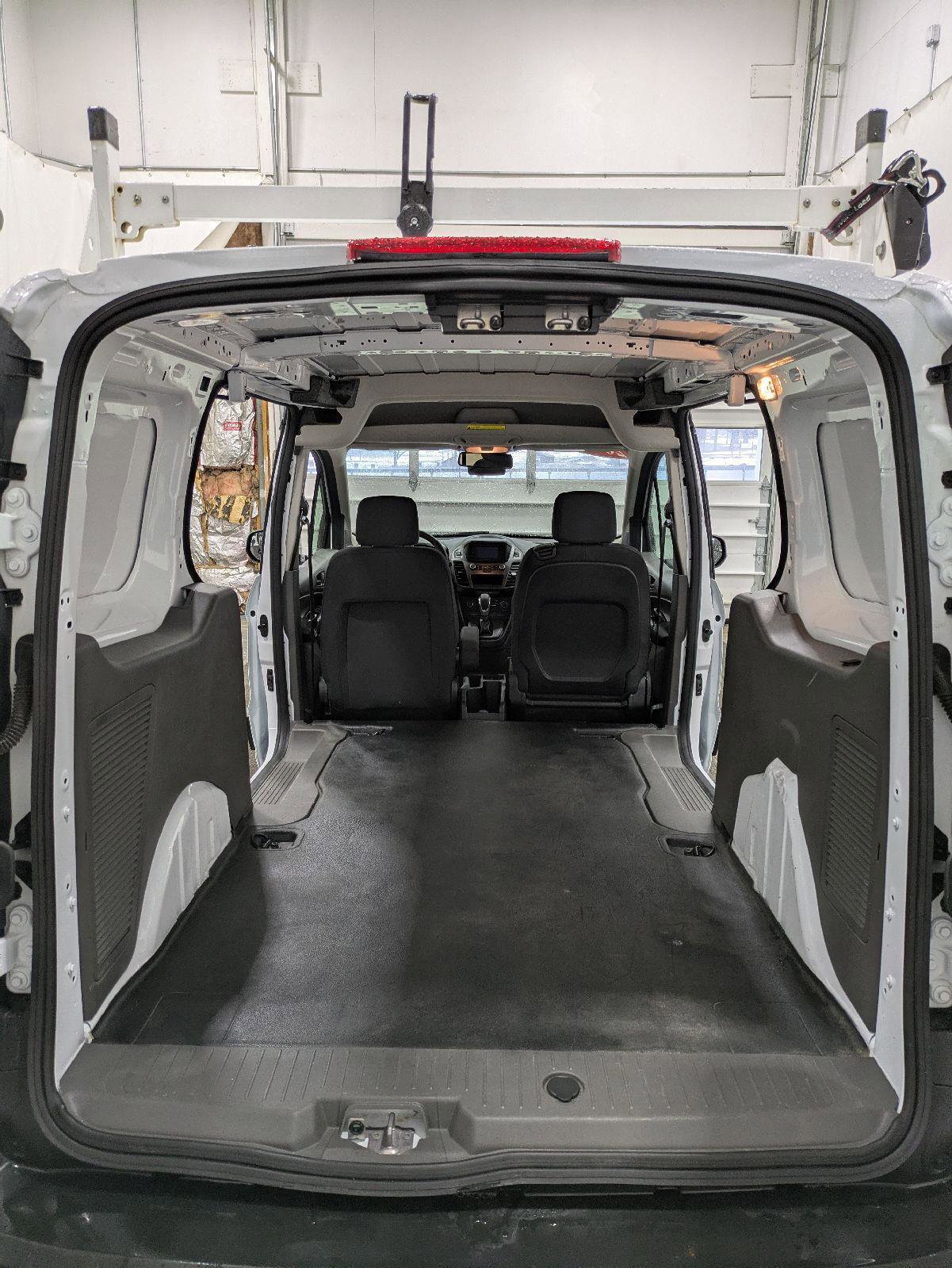 Used 2023 Ford Transit Connect XL w/ Trailer Tow Package image 22