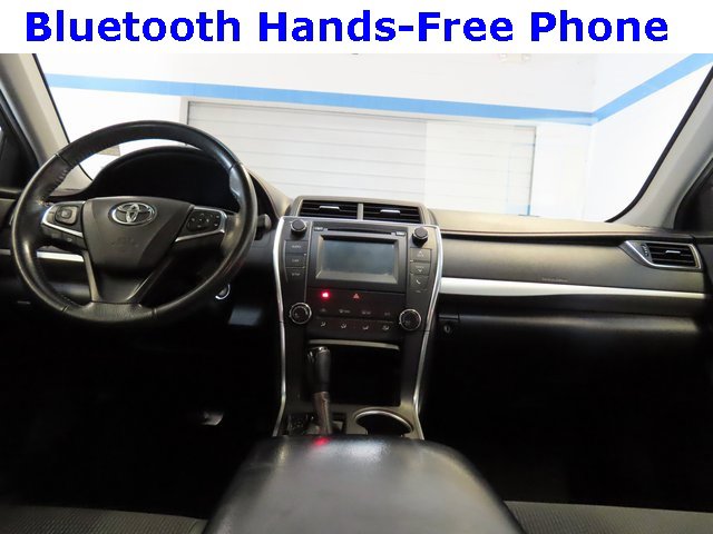 Used 2017 Toyota Camry SE image 7