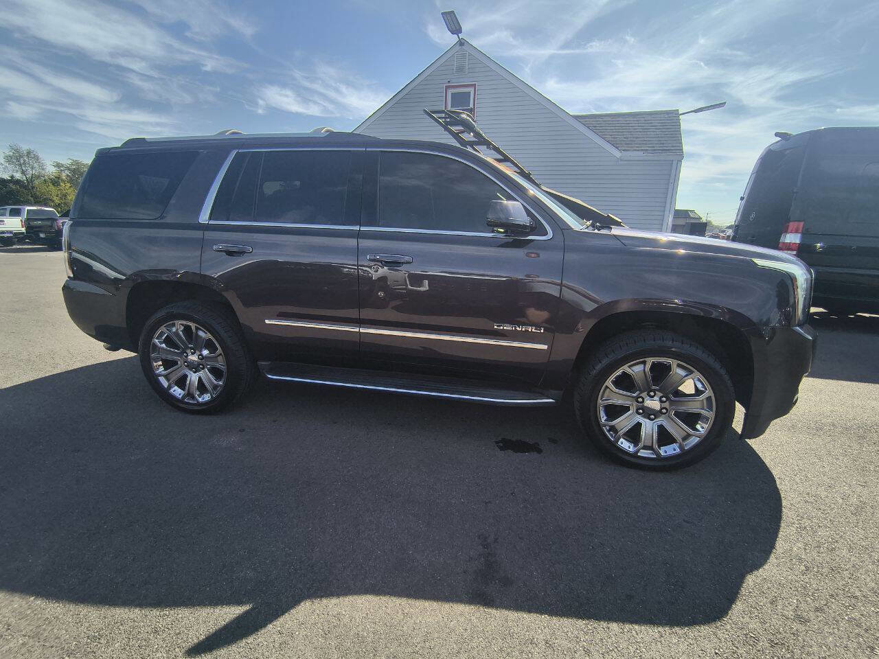 Used 2015 GMC Yukon Denali w/ Touring Package image 6