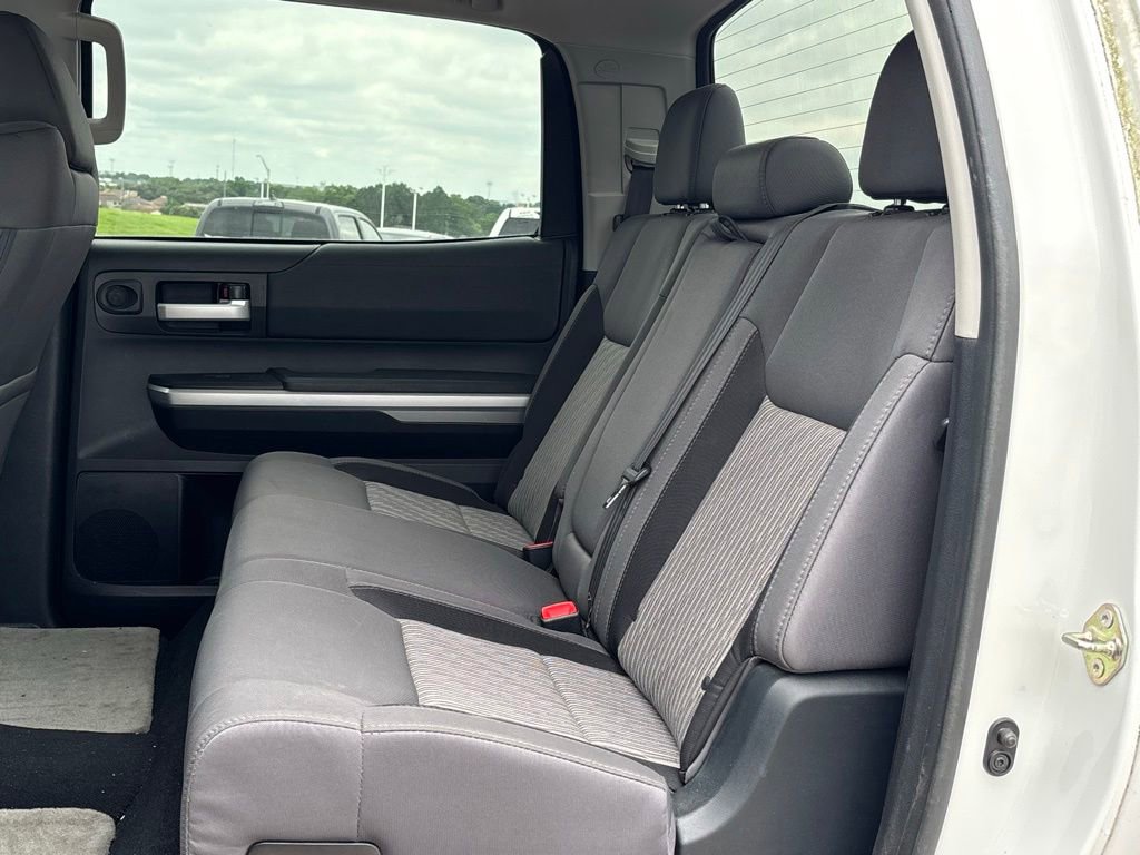 Used 2016 Toyota Tundra SR5 w/ SR5 Upgrade Package RWD image 8