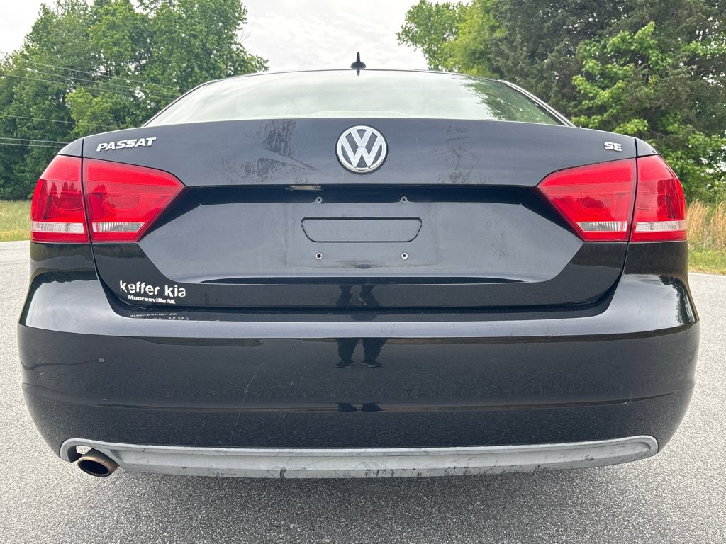 Used 2012 Volkswagen Passat 2.5 SE FWD image 4