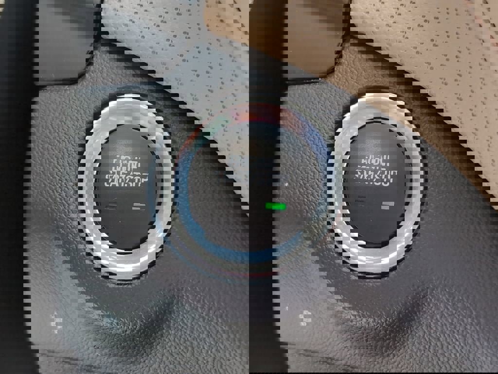 Certified 2023 Chevrolet Equinox Premier image 21