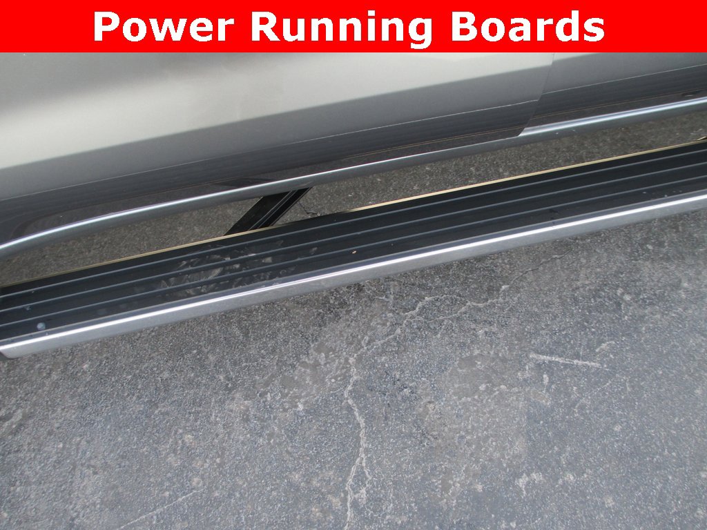 Used 2020 Chevrolet Silverado 1500 High Country w/ Technology Package image 14