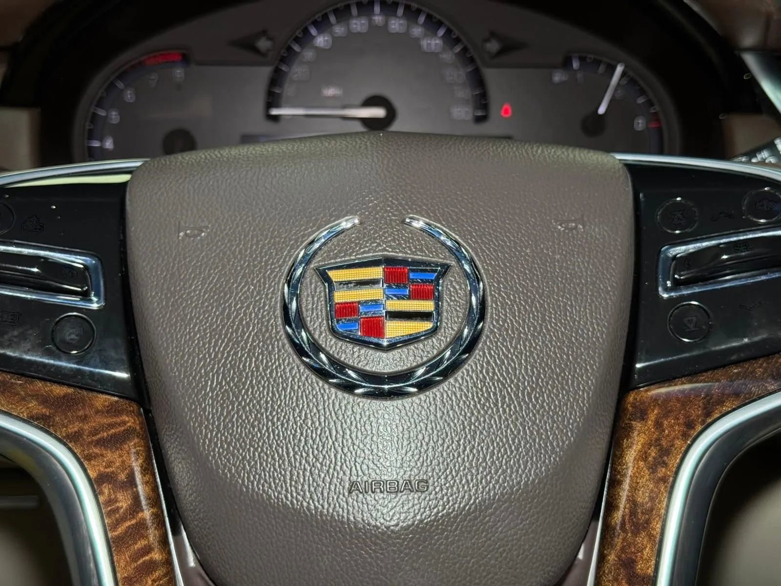 Used 2013 Cadillac XTS Luxury image 51