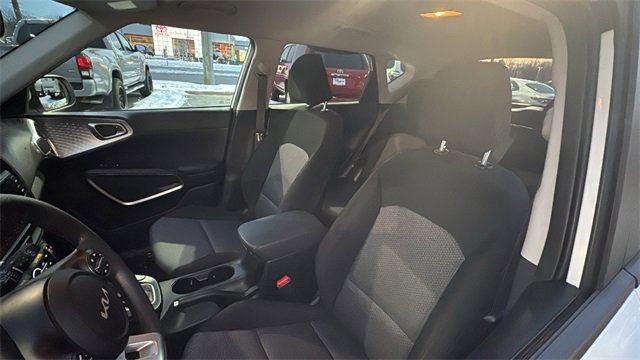 Used 2024 Kia Soul LX w/ Option Group 015 image 25