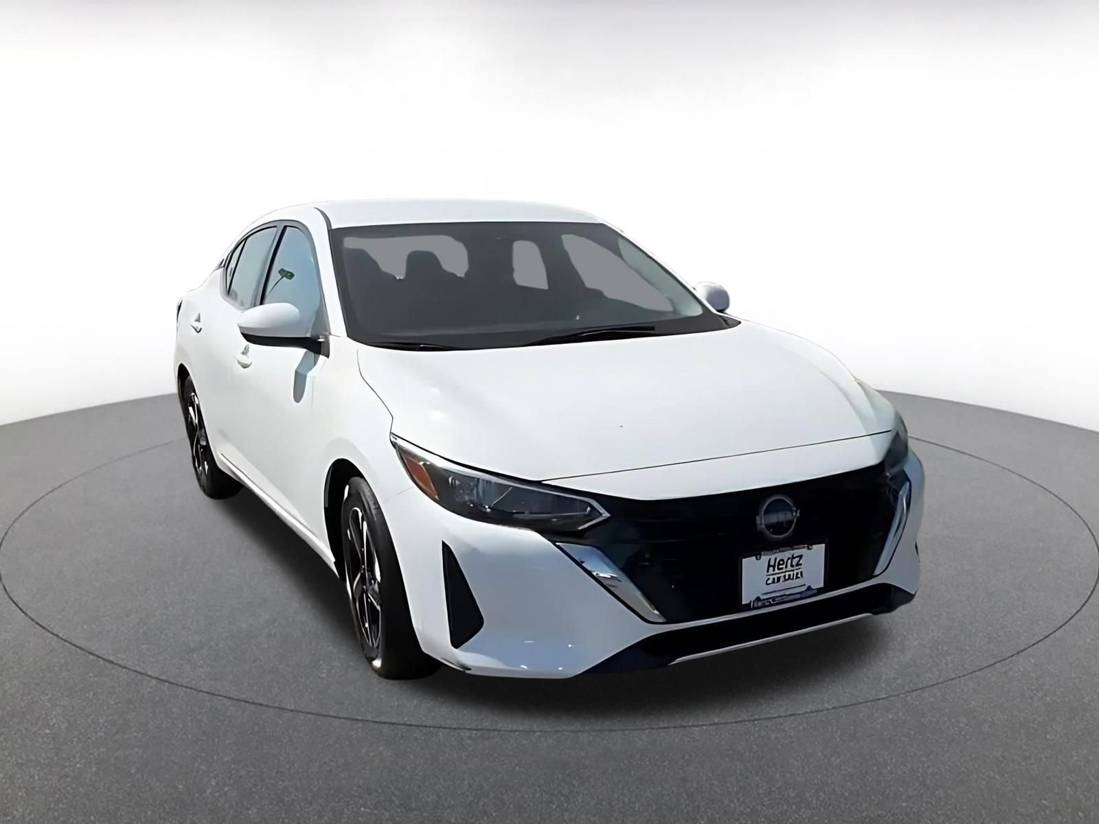 Used 2025 Nissan Sentra SV image 3