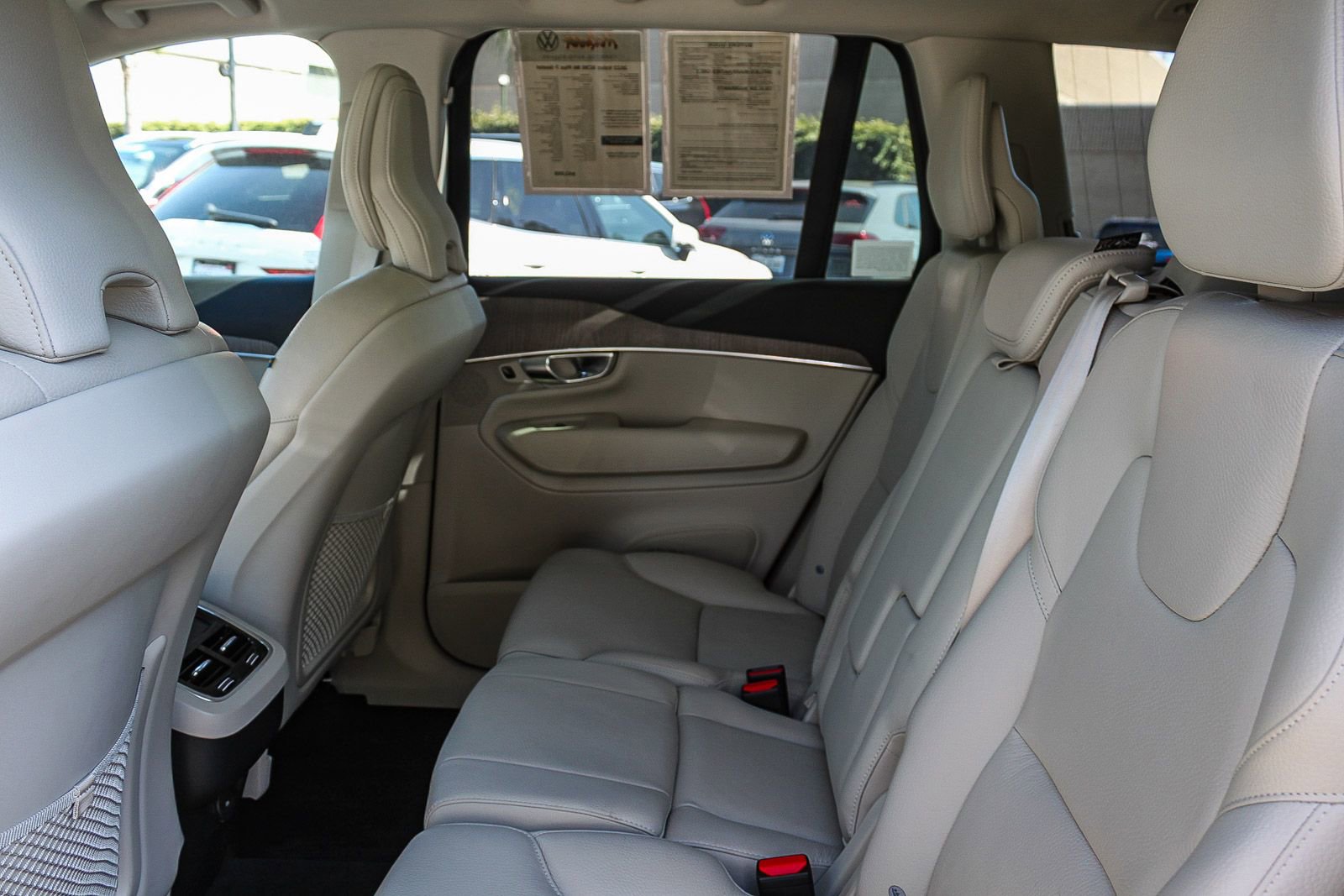 Used 2023 Volvo XC90 B6 Plus w/ Protection Package Premier image 19