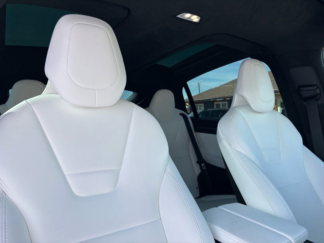 Used 2017 Tesla Model X 75D image 19