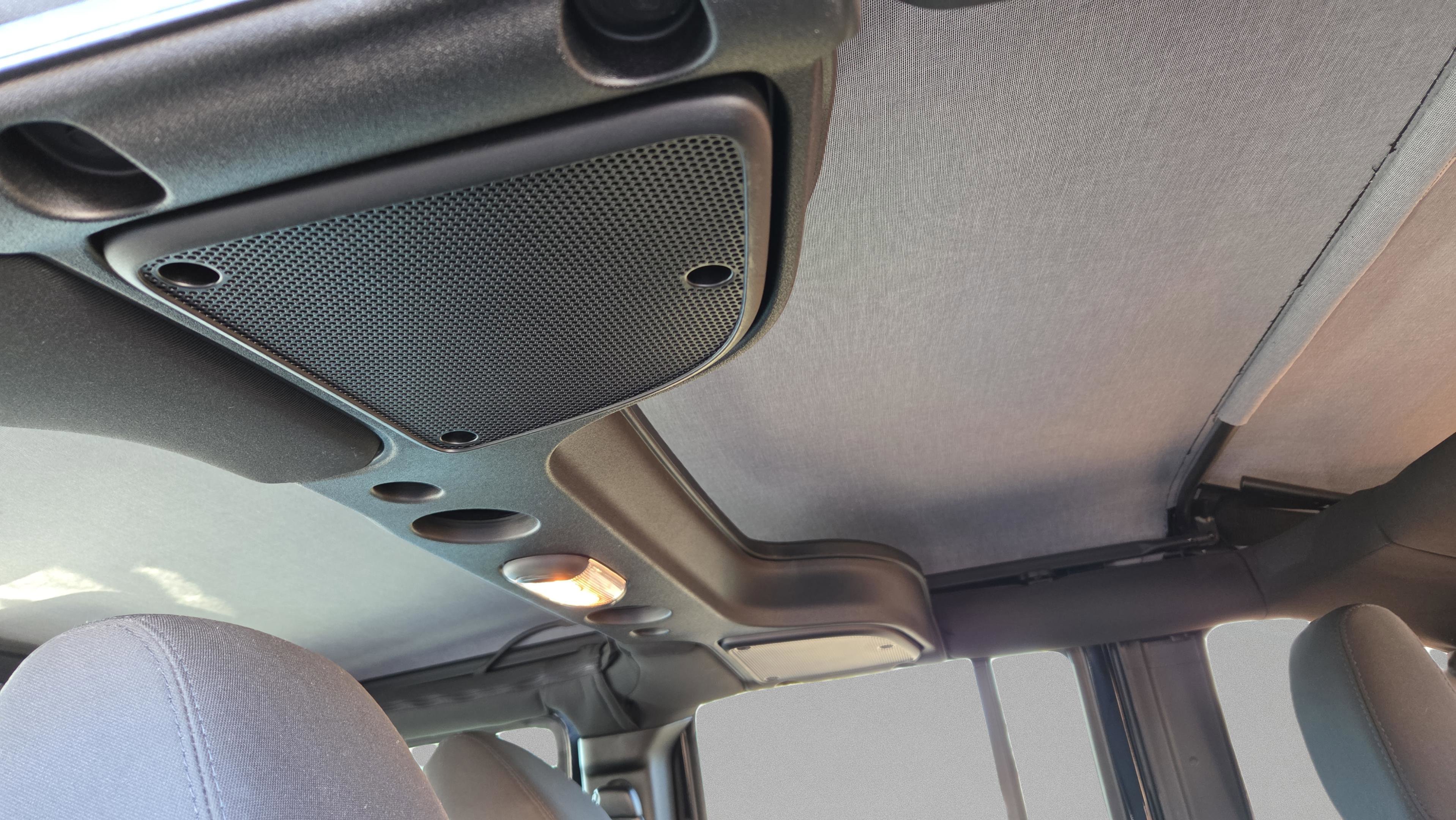 Used 2018 Jeep Wrangler Unlimited Sport S image 29