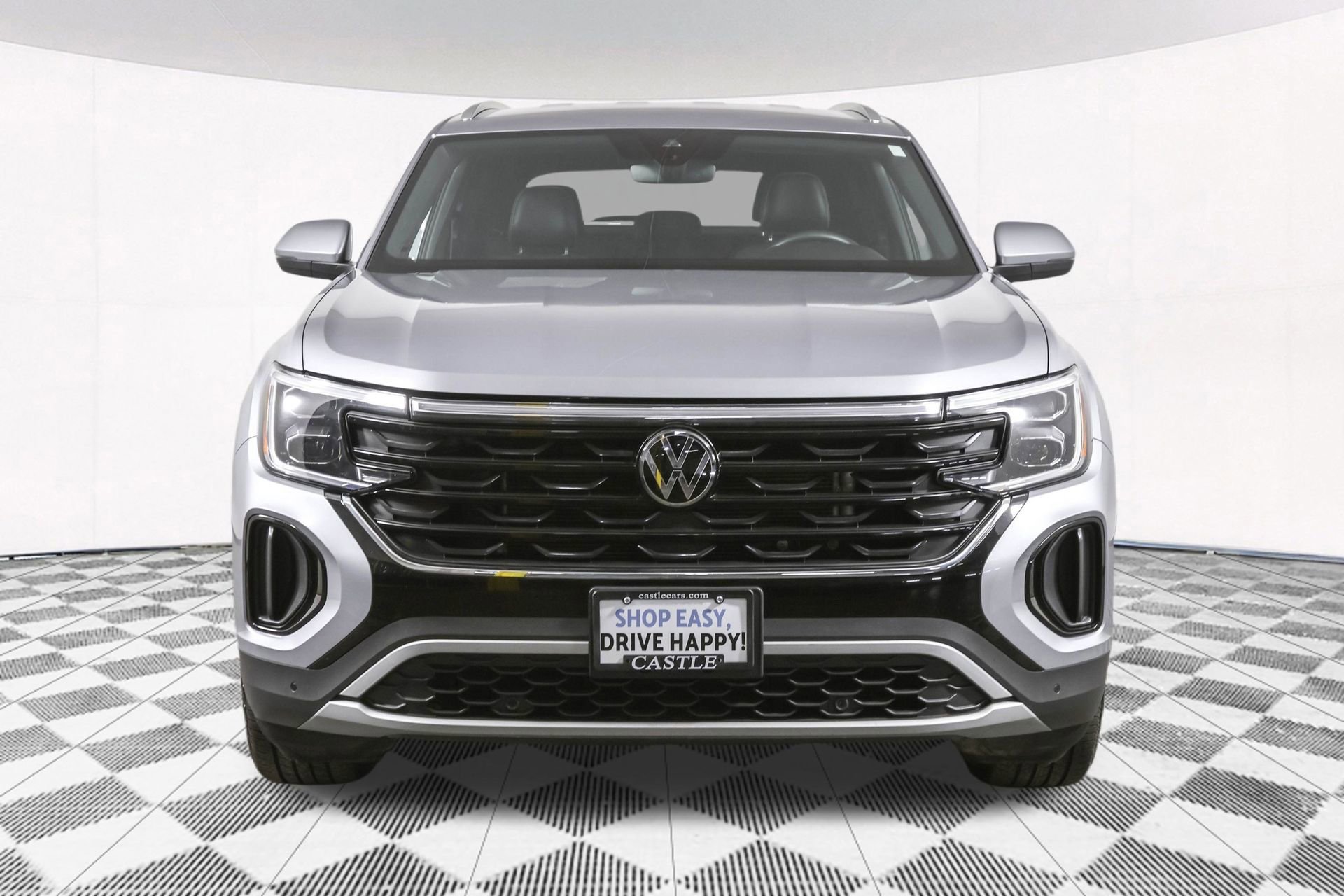 Used 2024 Volkswagen Atlas Cross Sport SE image 9