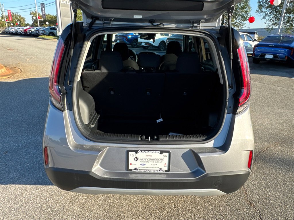 New 2025 Kia Soul S image 18