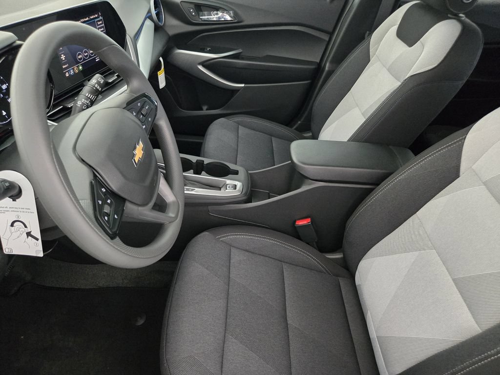 New 2026 Chevrolet Trax LS w/ LS Convenience Package FWD image 15