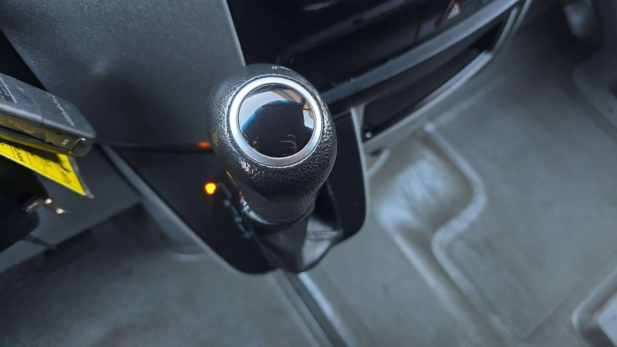 Used 2014 Freightliner Sprinter 3500 image 38