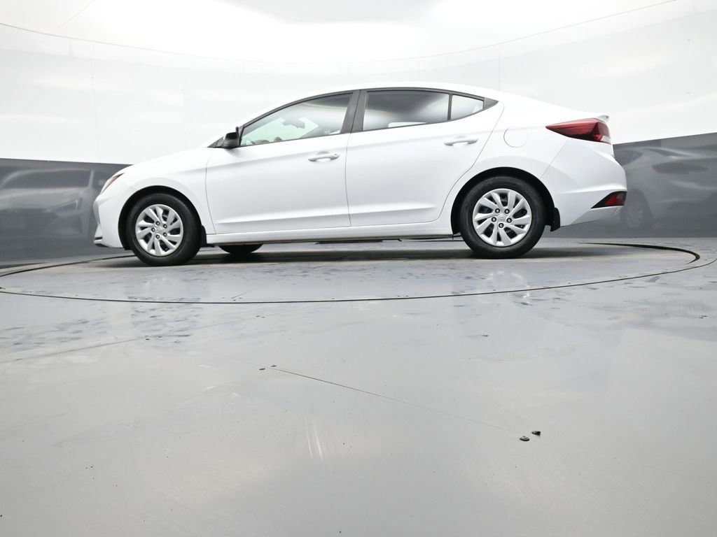 Used 2020 Hyundai Elantra SE w/ Cargo Package (C1) image 32