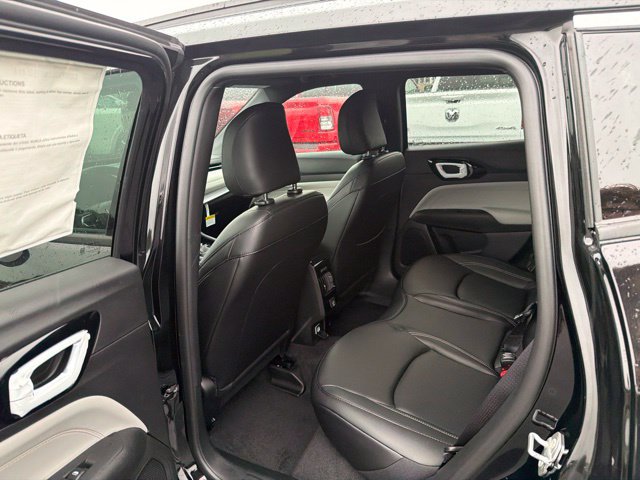 New 2026 Jeep Compass Limited AWD/4WD image 25