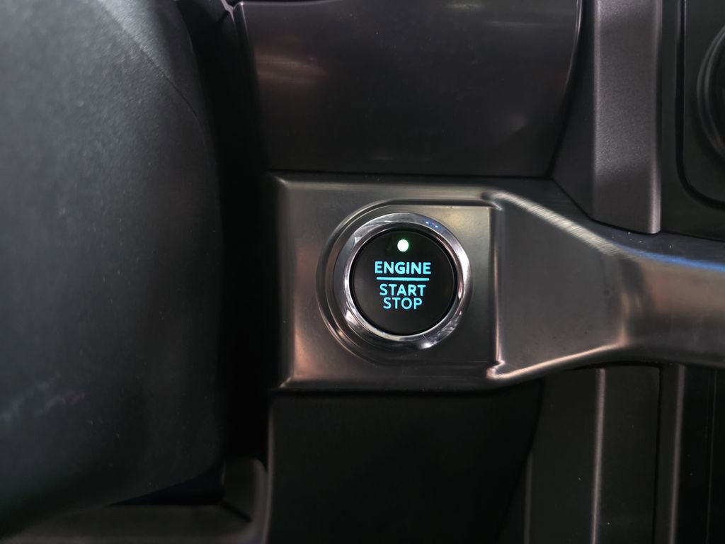 Used 2021 Ford F150 Lariat w/ Equipment Group 502A High image 20