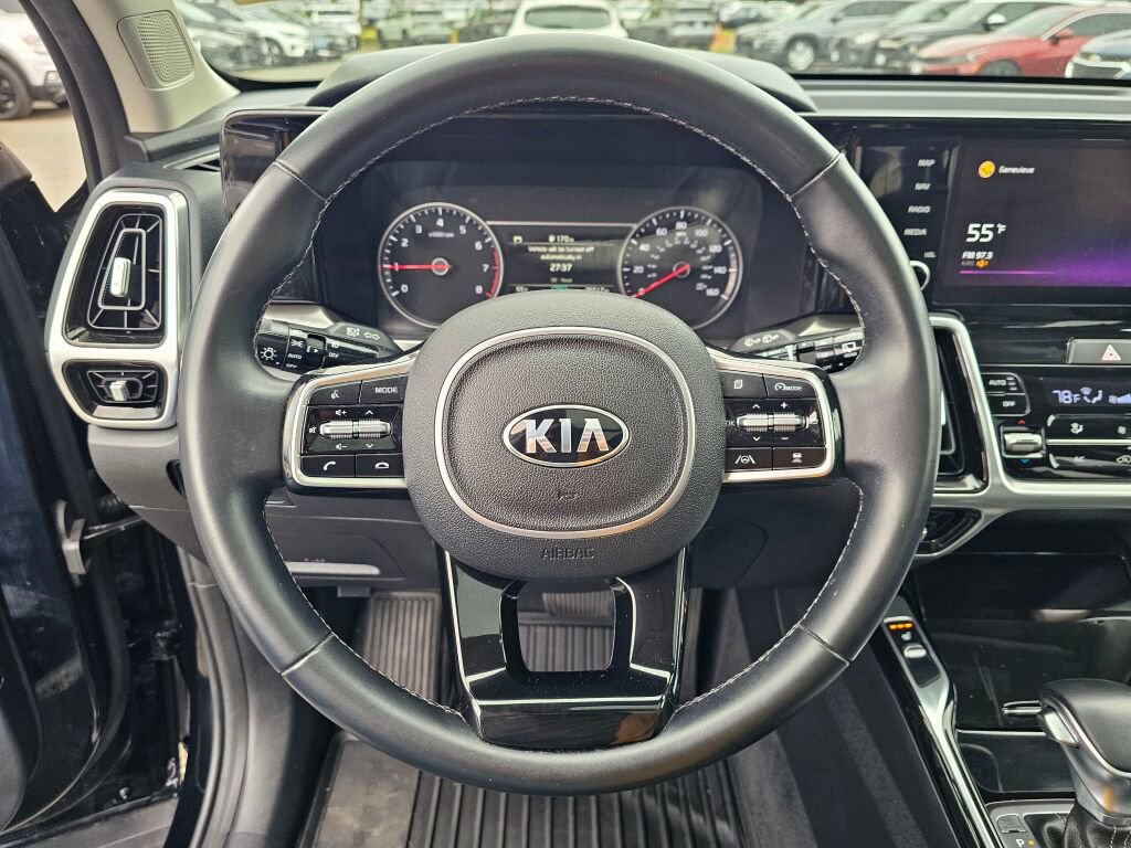 Used 2021 Kia Sorento SX AWD/4WD image 12
