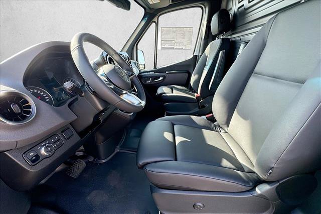 New 2026 Mercedes-Benz Sprinter 2500 image 18