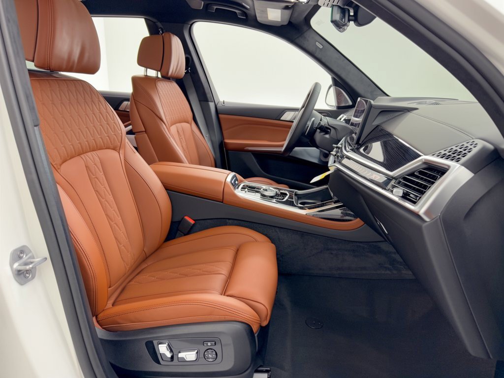 New 2027 BMW X7 xDrive40i w/ Executive Package AWD/4WD image 30