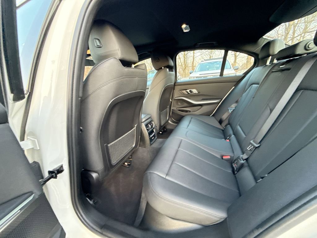 Used 2021 BMW 330i xDrive Sedan w/ Convenience Package image 24