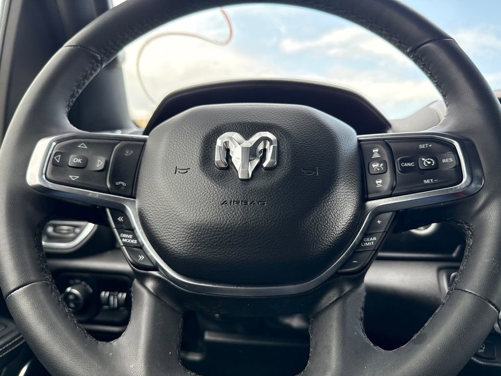 Used 2025 RAM 1500 Laramie image 28