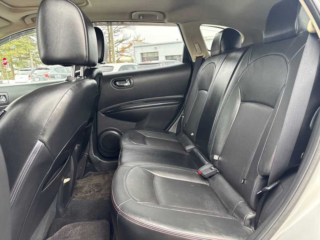 Used 2012 Nissan Rogue SL image 18