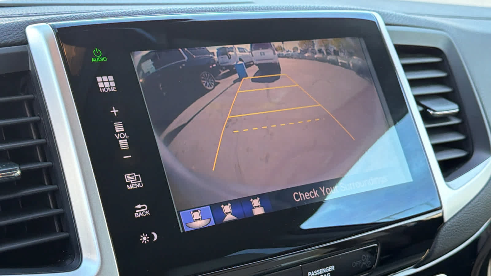 Used 2016 Honda Pilot Touring image 16