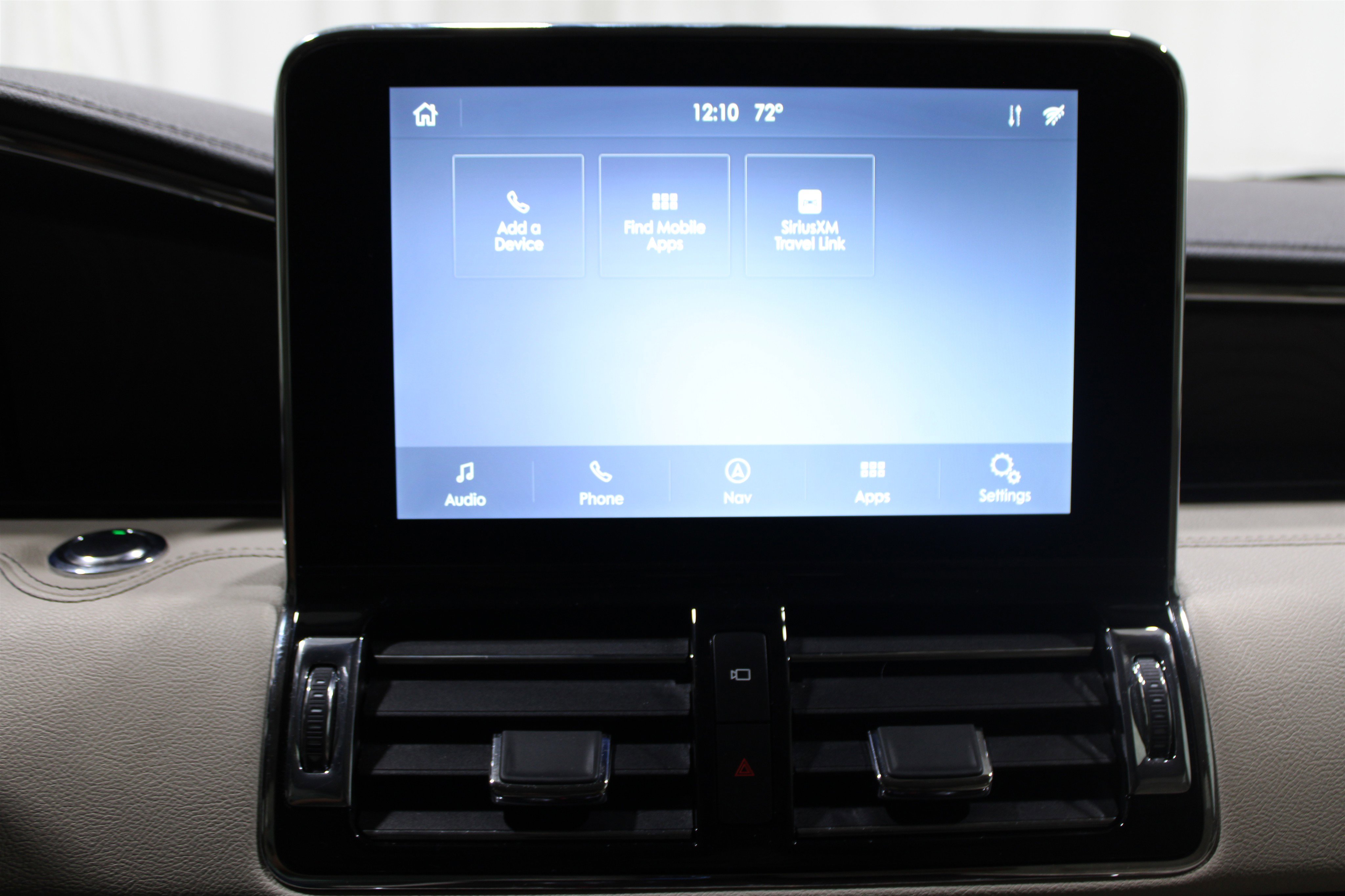 Used 2021 Lincoln Navigator Reserve w/ Luxury Package AWD/4WD image 16