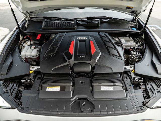 Used 2023 Audi SQ8 Premium Plus AWD/4WD image 38