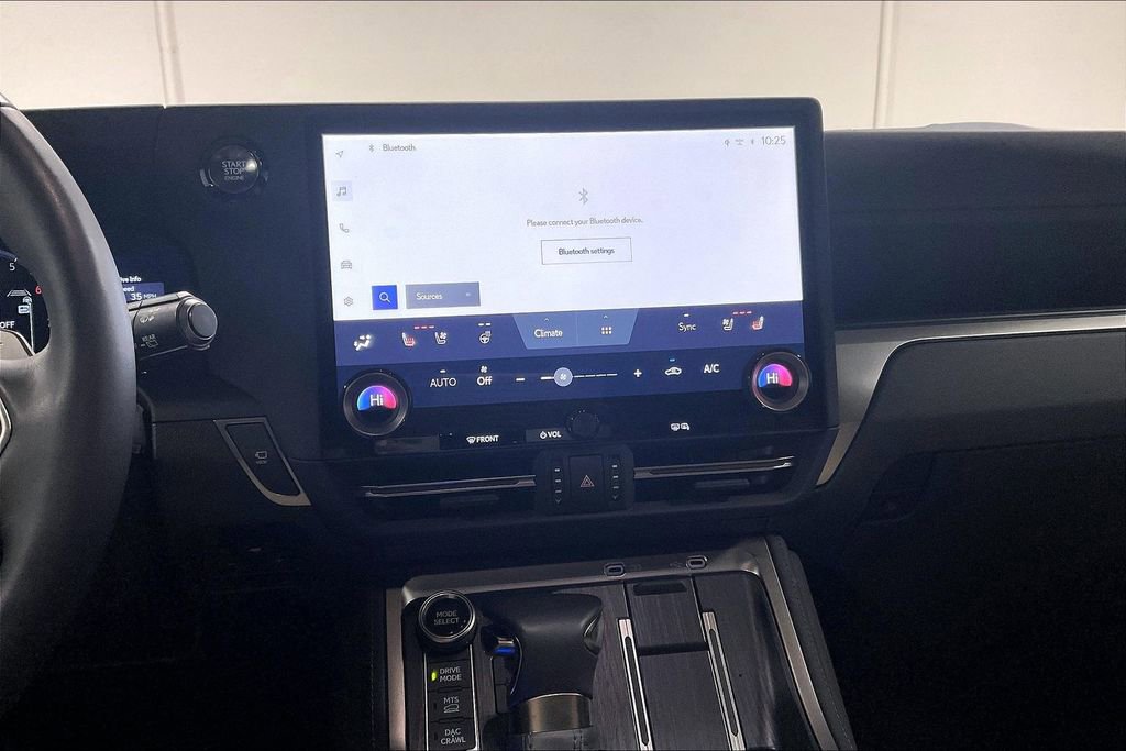 Used 2025 Lexus GX 550 image 8