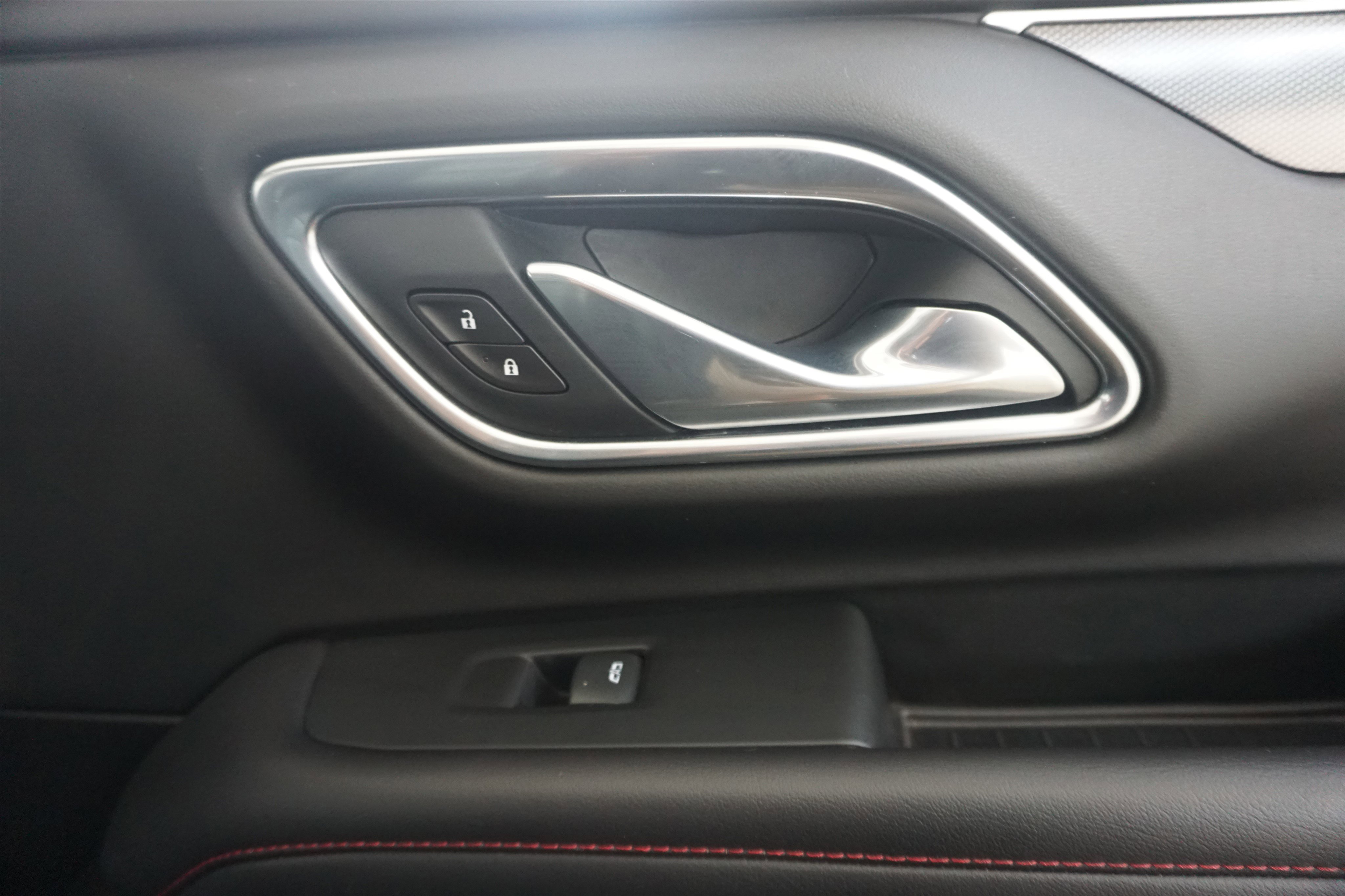 Used 2021 Chevrolet Tahoe RST w/ Luxury Package image 25