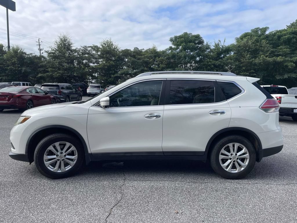 Used 2016 Nissan Rogue SV w/ SV Premium Package FWD image 6