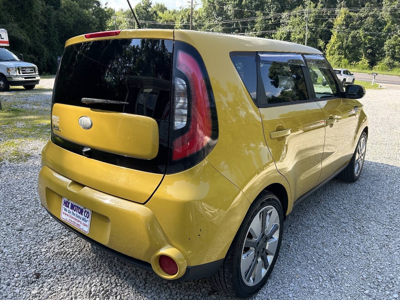 Used 2014 Kia Soul ! FWD image 5